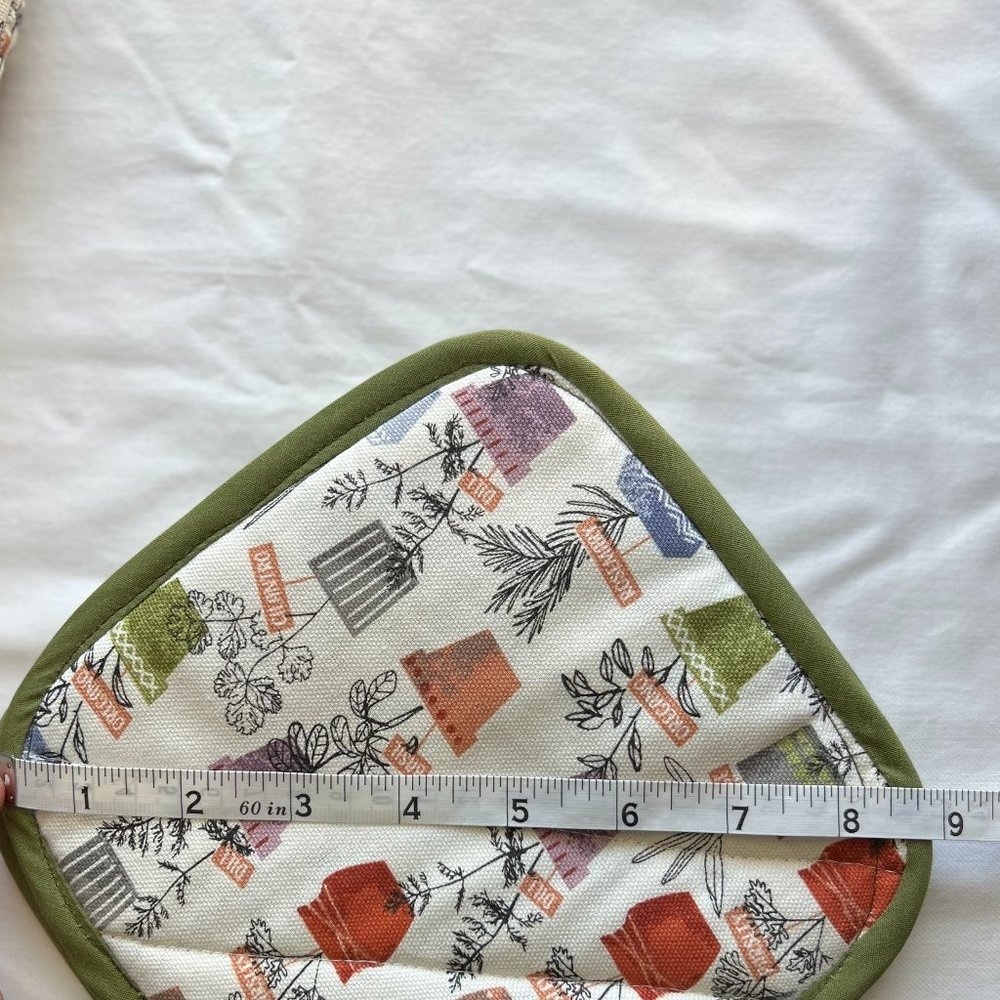 Oven Mitt and Pot holders bundle - Picture 12 of 13